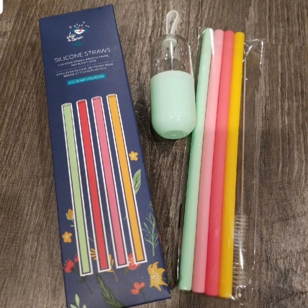 Chic&Tonic silicone straws, with cleaner and case